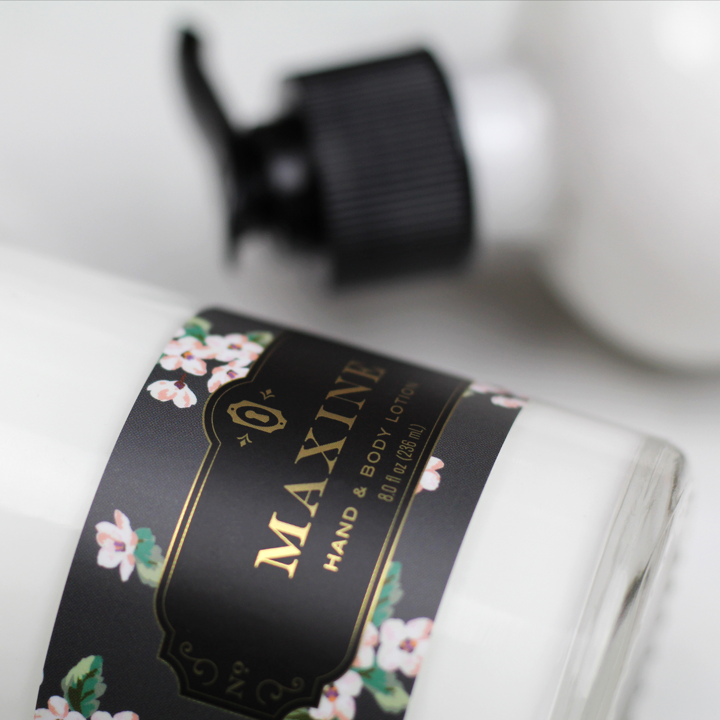 Maxine Lotion • Vanilla and Leather