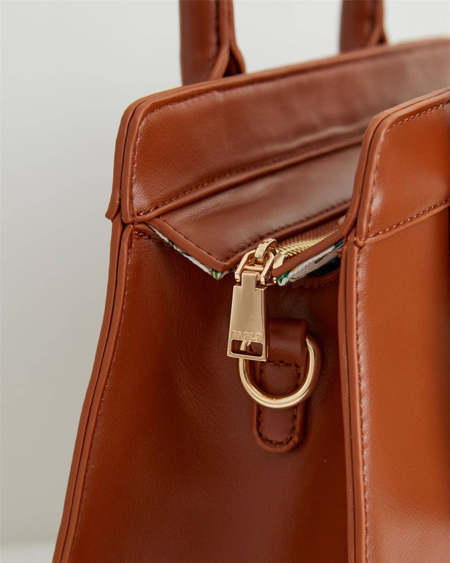 Pumpkin Tan Tote Purse - Fable