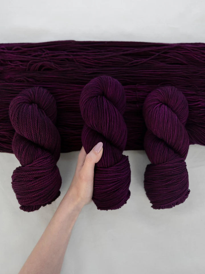 Ruby and Roses Rose DK