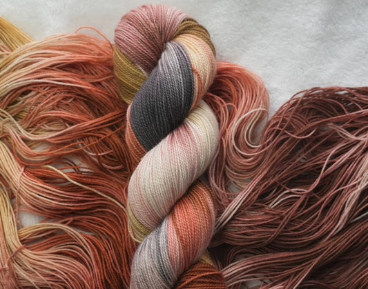 Dusk to Dawn Fibers - Harvest Moon DK