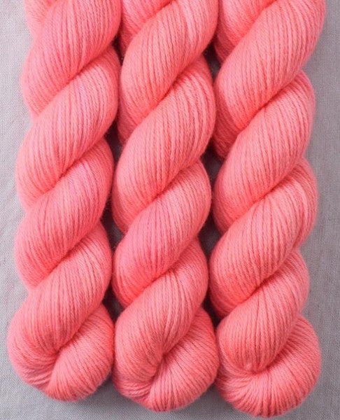 Miss Babs Yowza Mini