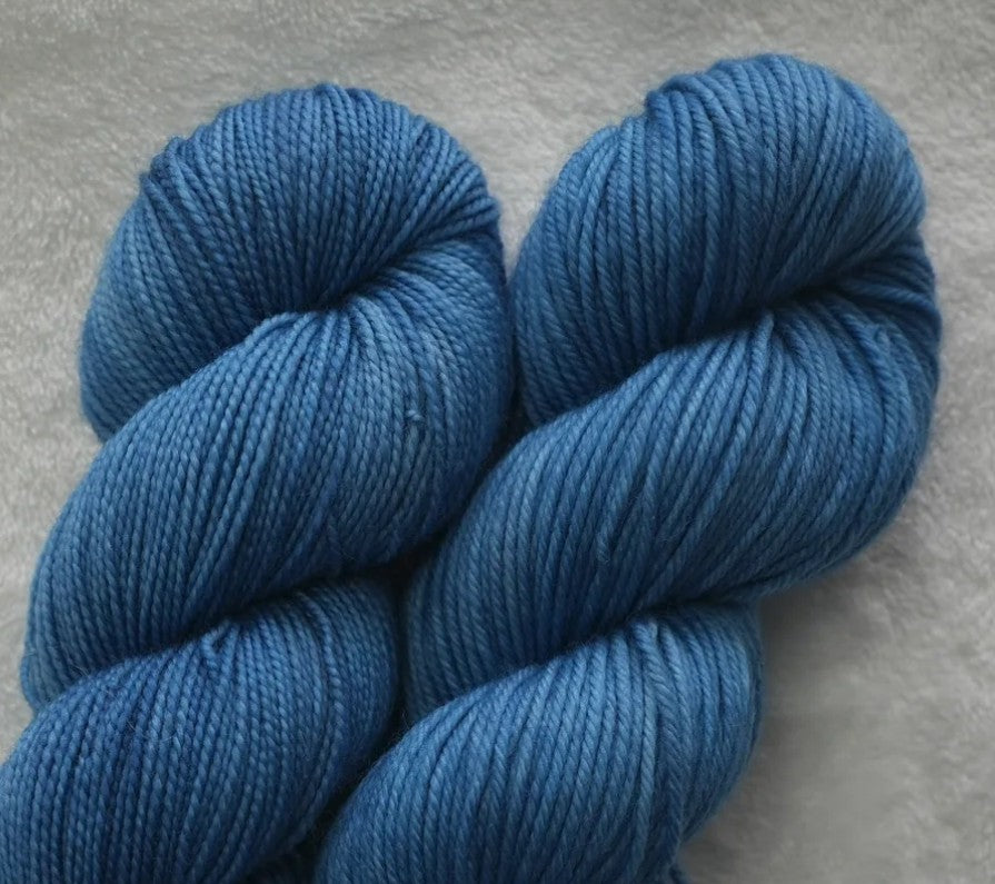Dusk to Dawn Fibers - Harvest Moon DK