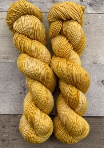 Polka Dot Sheep Tenderfoot Fingering