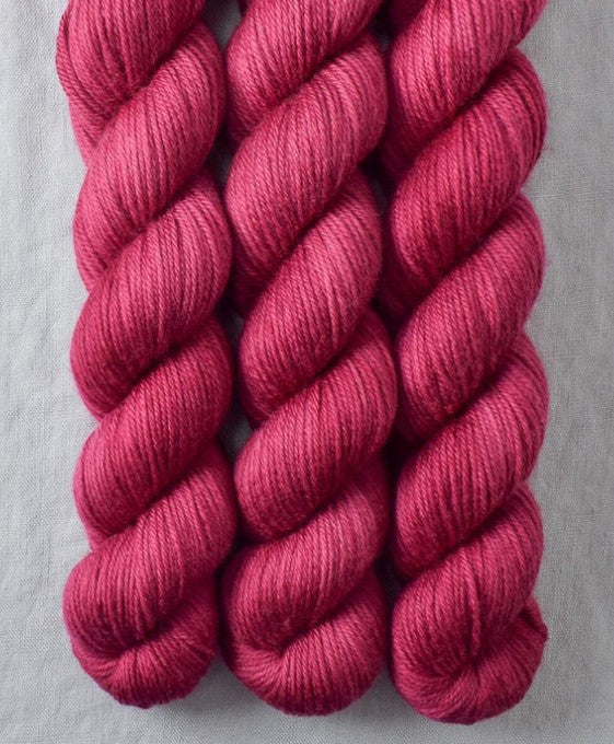 Miss Babs Yowza Mini
