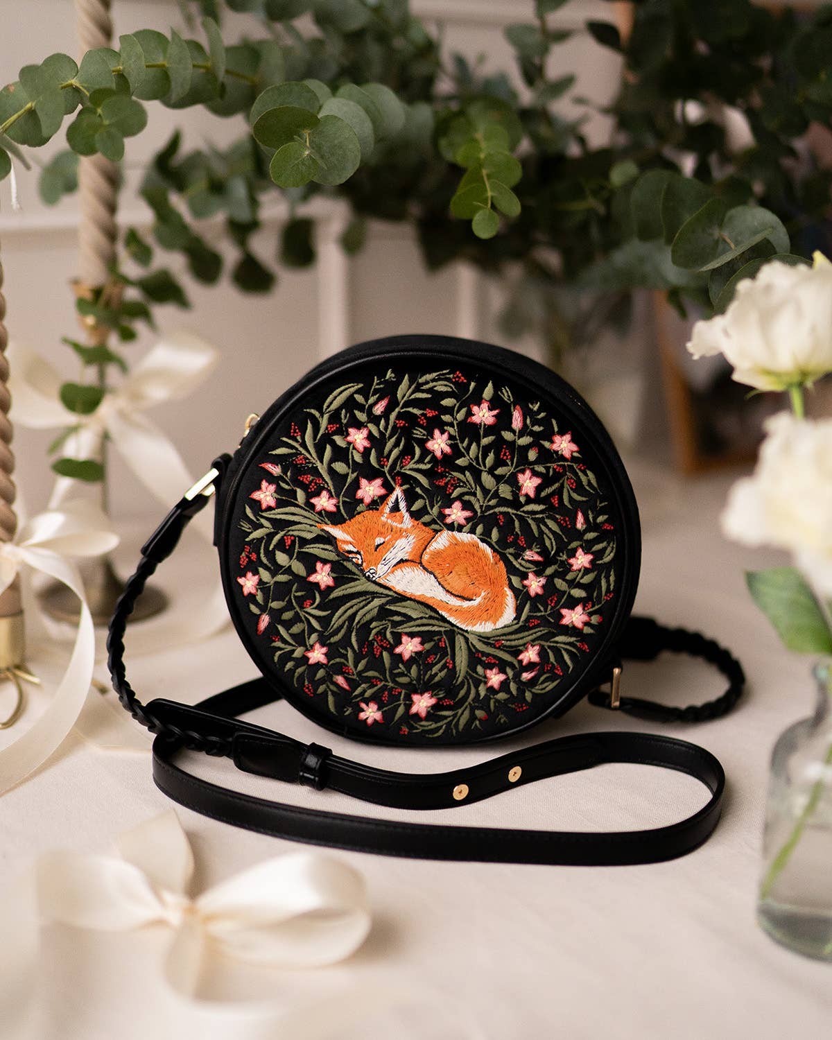 Sleepy Fox Circle Purse - Fable