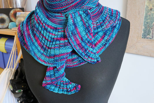 TGV (High Speed Knitting) Shawlette