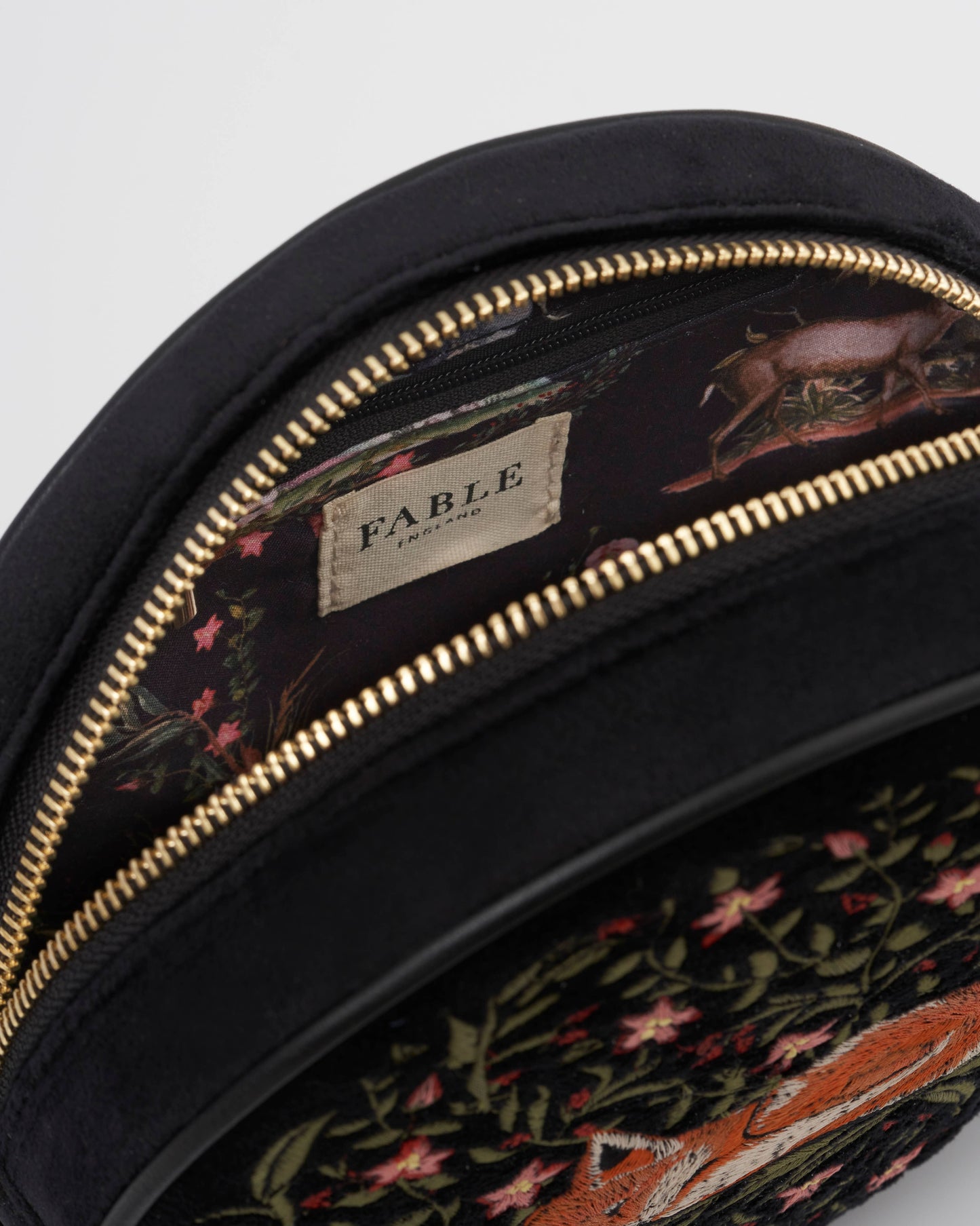 Sleepy Fox Circle Purse - Fable