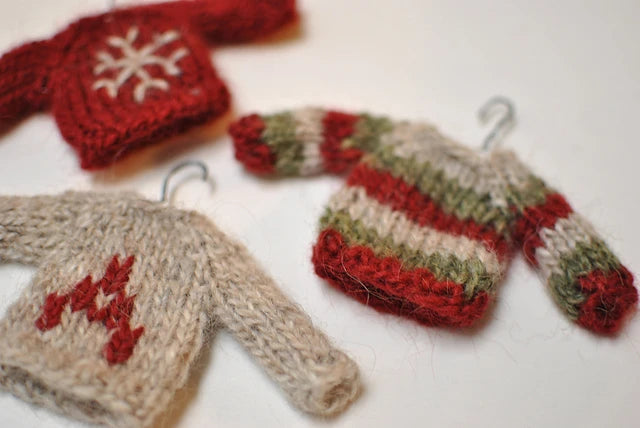 Tiny Sweaters Ornaments (Make & Take)