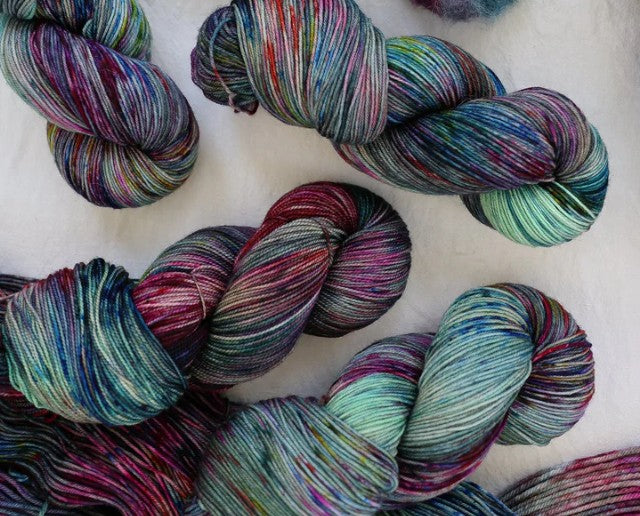 Ruby & Roses Rose DK