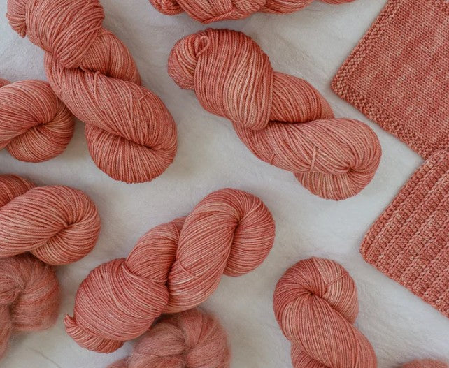 Ruby & Roses Soft Rose