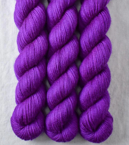 Miss Babs Yowza Mini